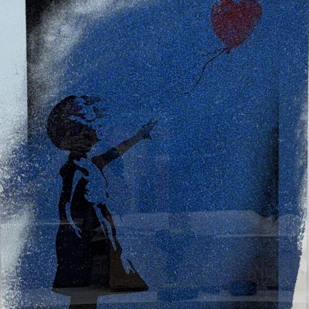 Blue Diamond Dust Balloon Girl